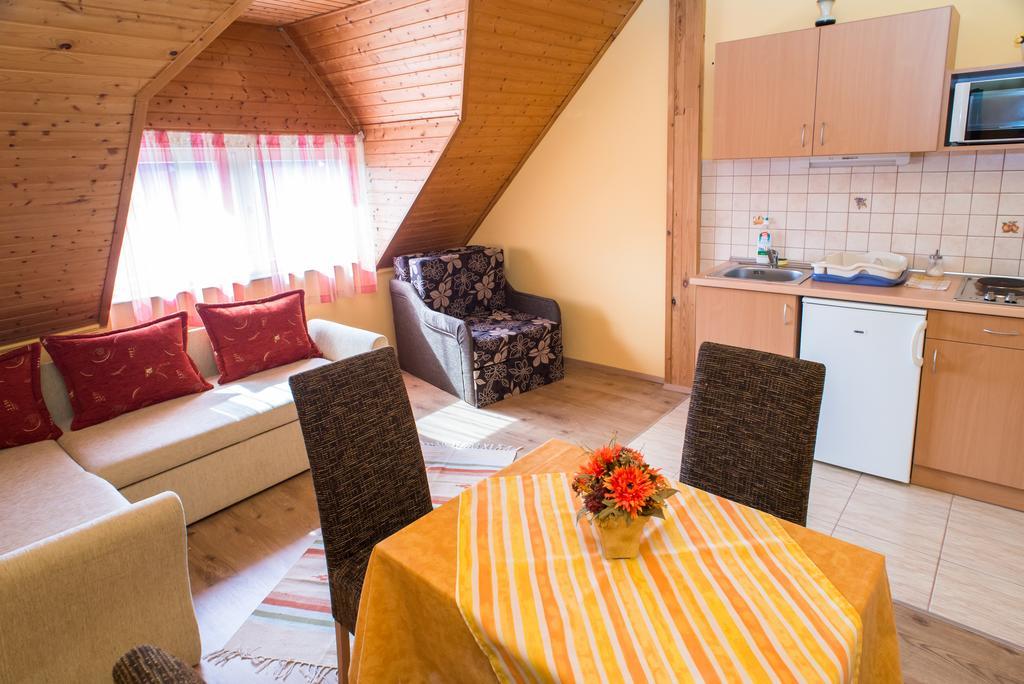 Andrea Apartmanhaz Balatongyörök Dış mekan fotoğraf