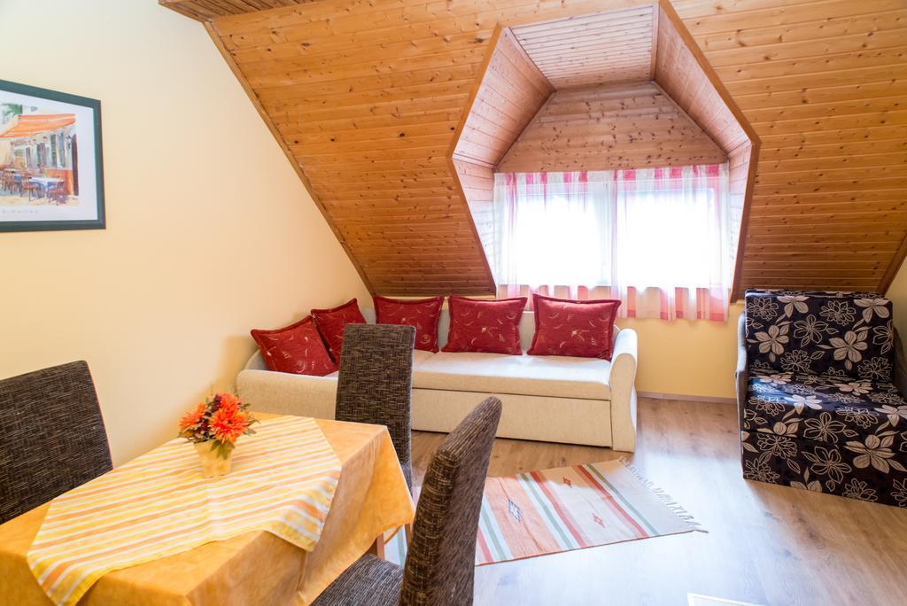 Andrea Apartmanhaz Balatongyörök Dış mekan fotoğraf